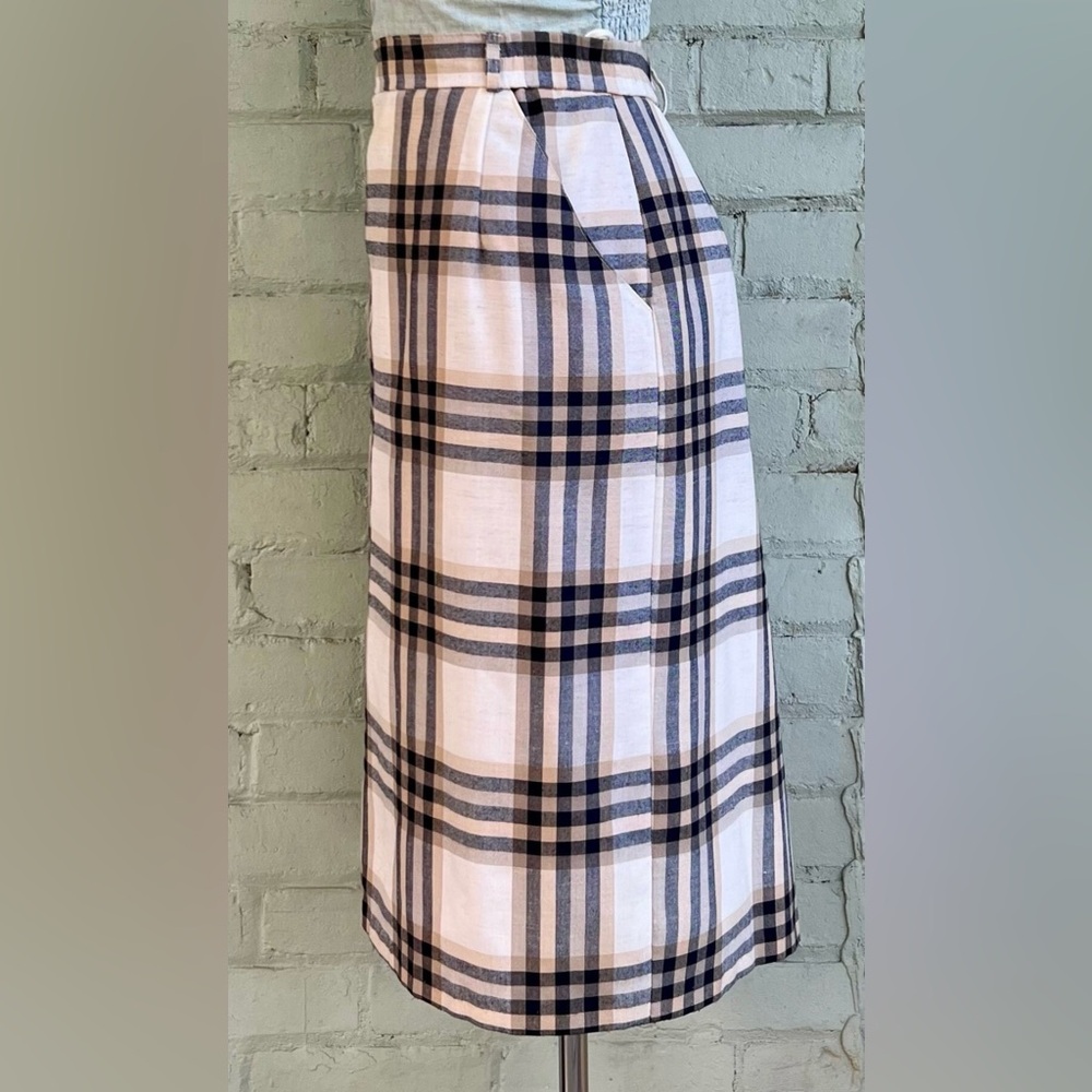 Vintage Plaid Midi Skirt in Beige and Navy Blue - large - Picture 3 of 7